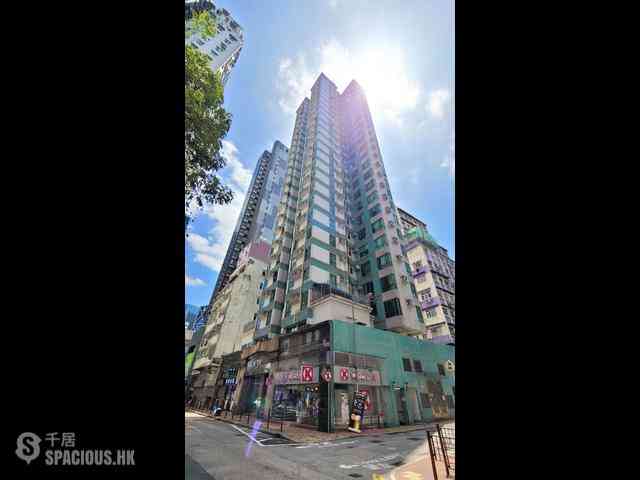 Shau Kei Wan - The Eastborne 09