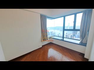 Mid Levels West - 80 Robinson Road 03