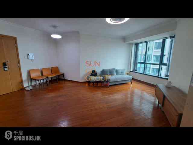 Mid Levels West - 80 Robinson Road 08