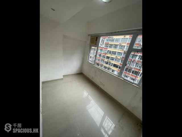 North Point - Hang Ying House 02