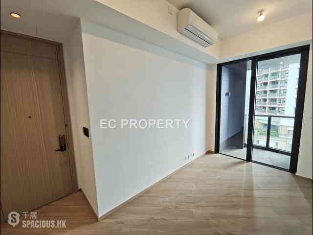 Kennedy Town - Kennedy Bay 03