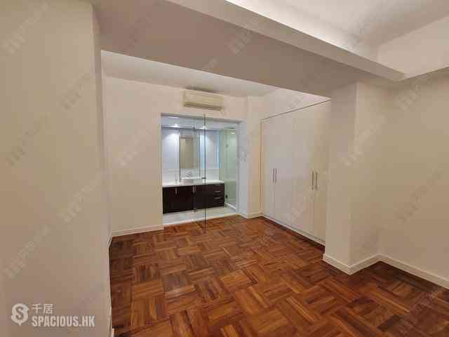 Mid Levels Central - Kam Yuen Mansion 07