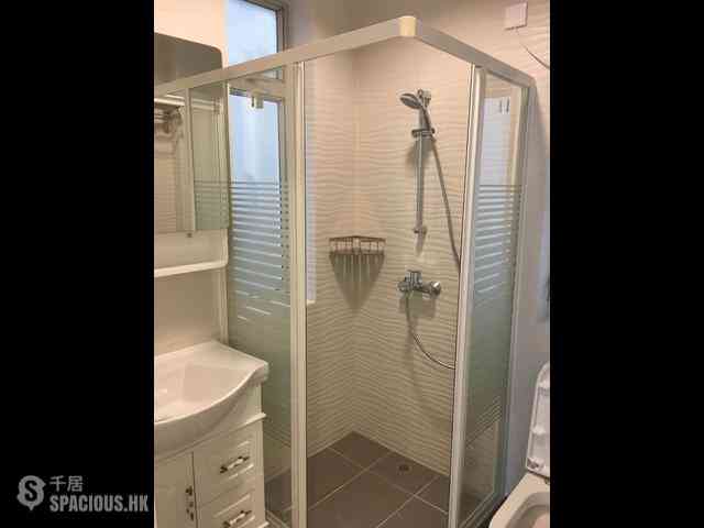 Sai Ying Pun - 25, High Street 01