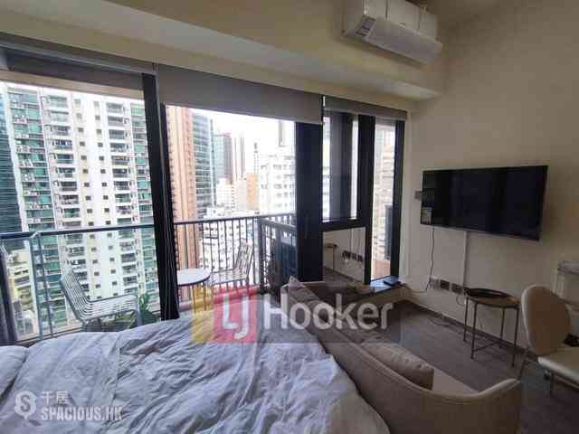 Sai Ying Pun - The Queens 03