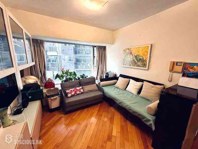 Sai Ying Pun - Hilary Court 01