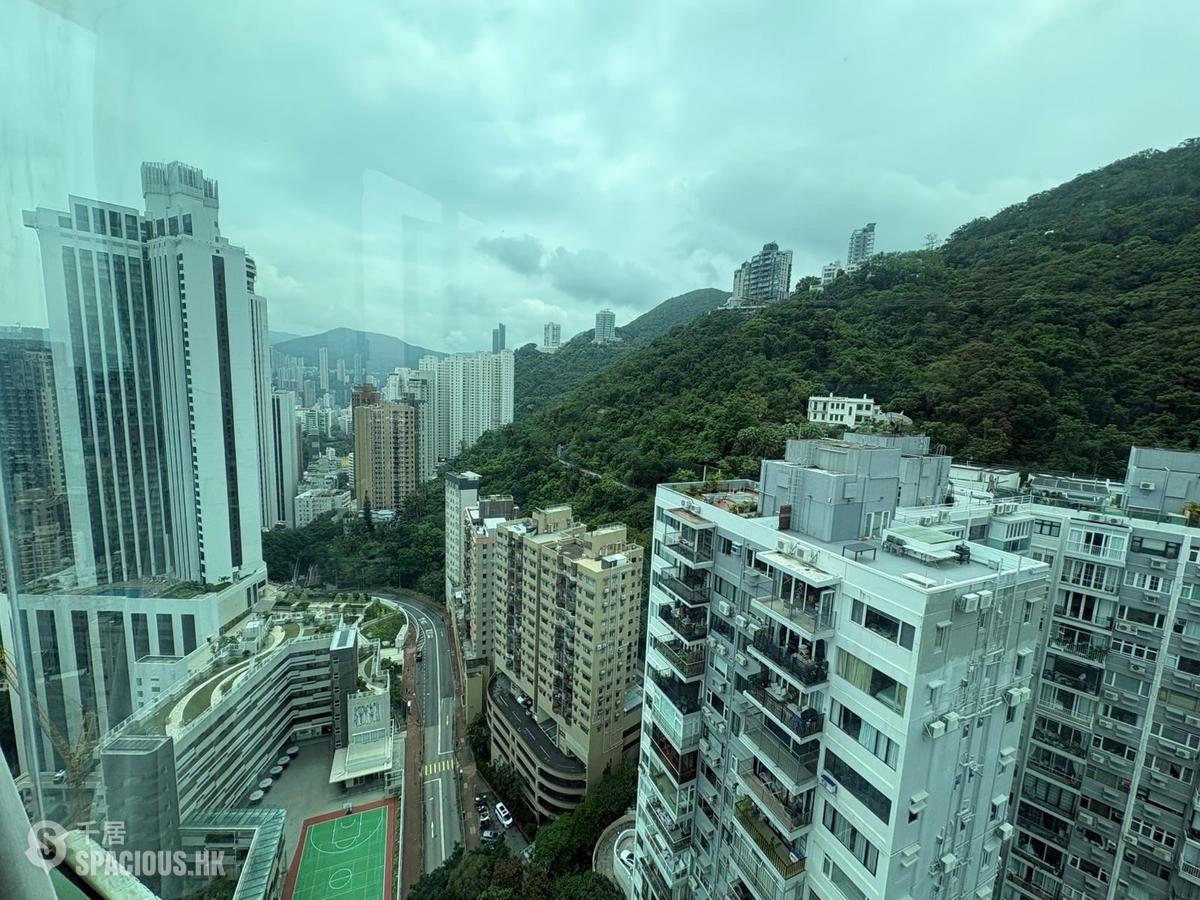 Wan Chai - Royal Court 01