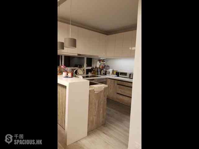 Discovery Bay - Parkvale Drive 08