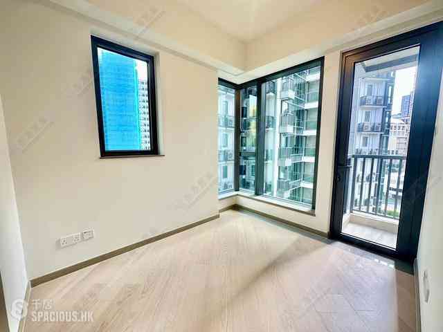 Wong Chuk Hang - The Southside Phase 1 Southland Tower 2B 02