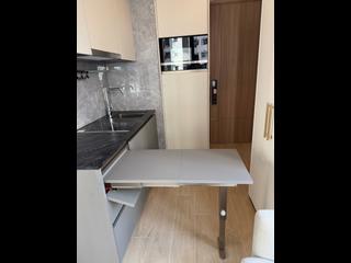Sai Ying Pun - Des Voeux W Residence 03