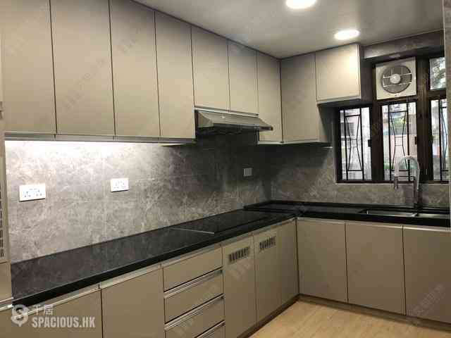 Sai Ying Pun - Ning Yeung Terrace Block B 07