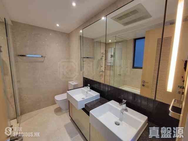 Tseung Kwan O - The Papillons Block 1 06