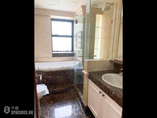 Repulse Bay - The Somerset 16