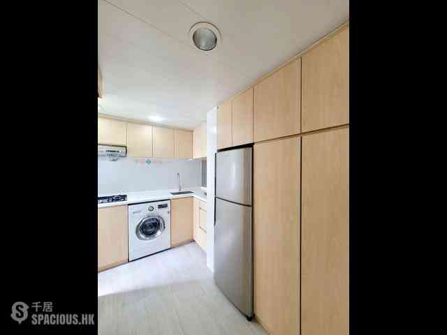 Sai Wan Ho - Tung Lam Court 07