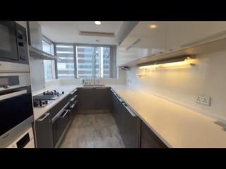 West Kowloon - The Cullinan 17