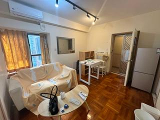 Wan Chai - Tai Yuen Court 03