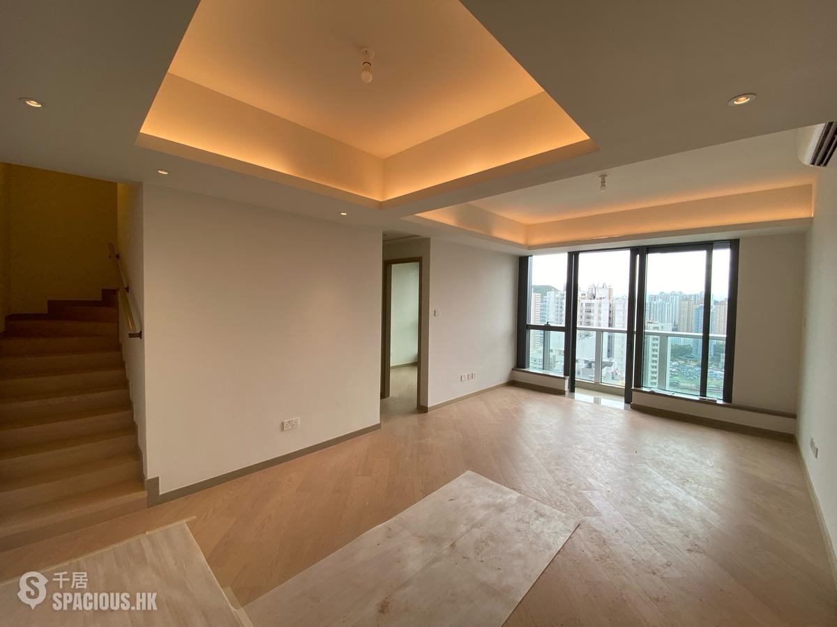 Wong Chuk Hang - The Southside Phase 1 Southland Tower 1A 01