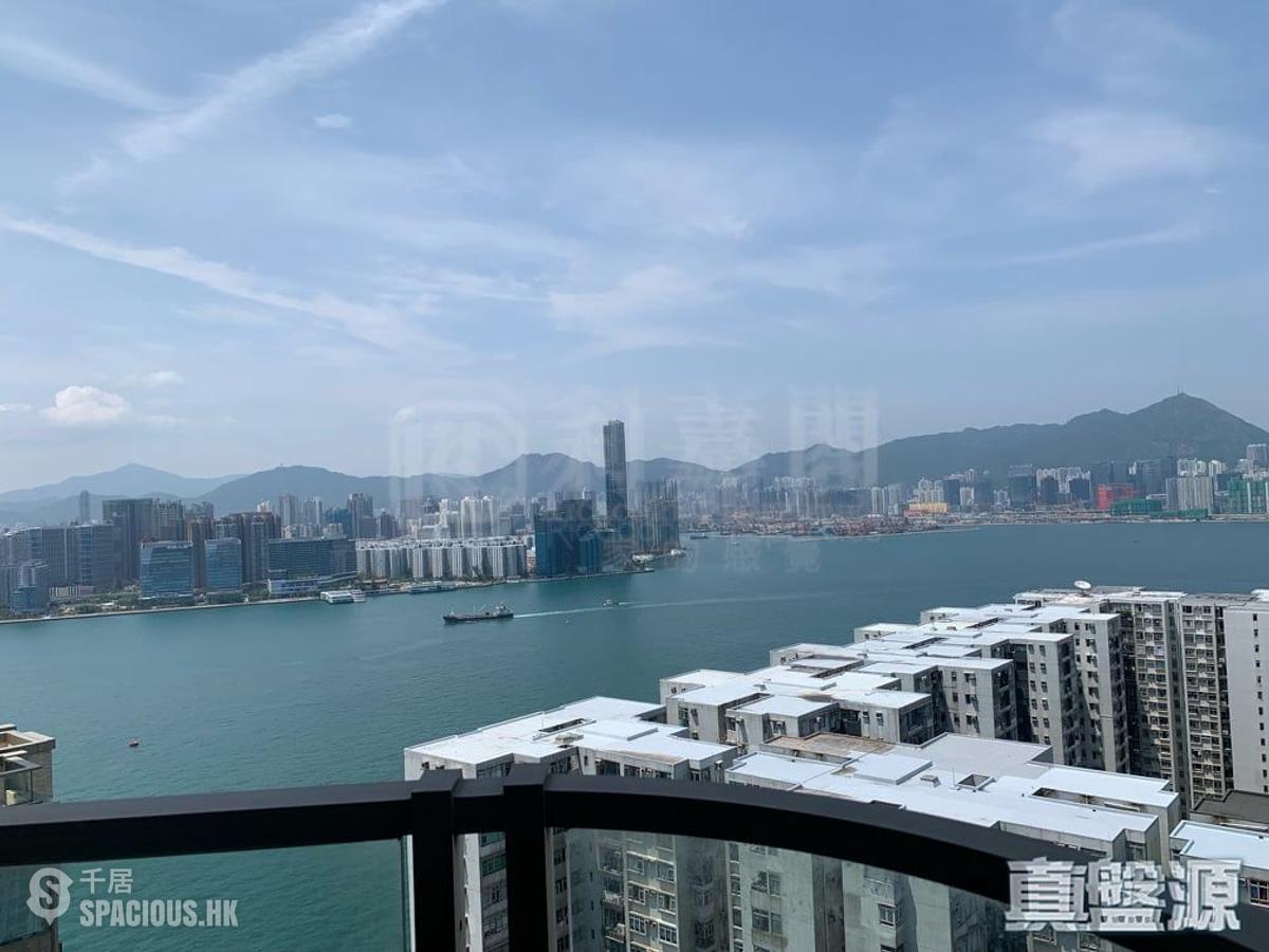 Fortress Hill - Harbour Glory 01