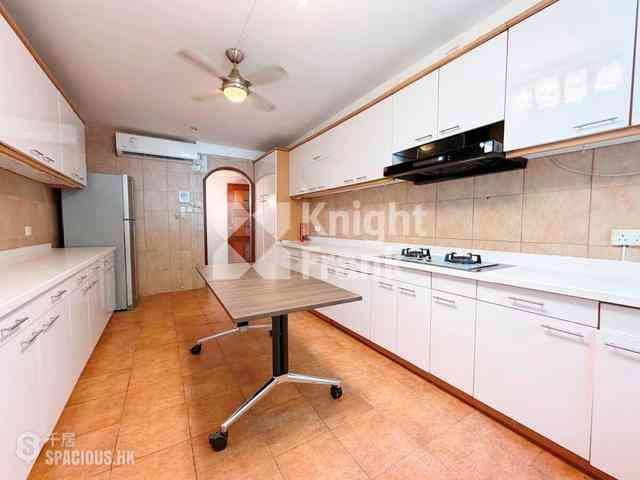 Kowloon Tong - La Salle Place 06