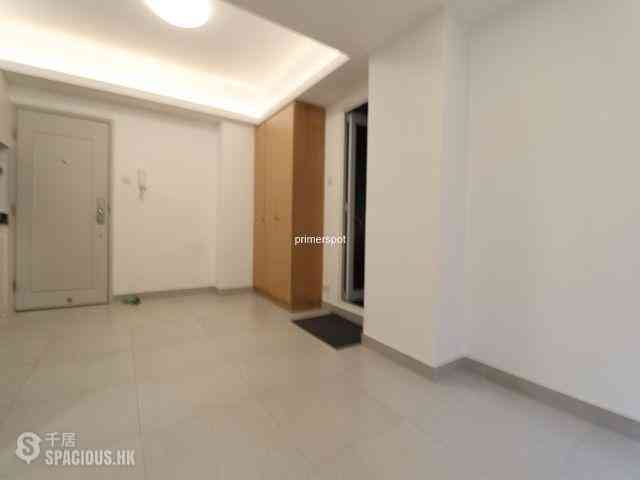 Wan Chai - Bo Fung Mansion 07