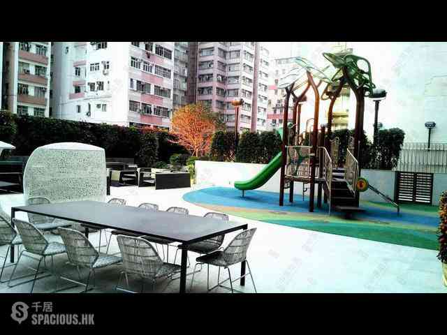 Shek Tong Tsui - Upton 01
