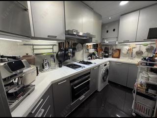 Siu Sai Wan - Island Resort Block 9 03