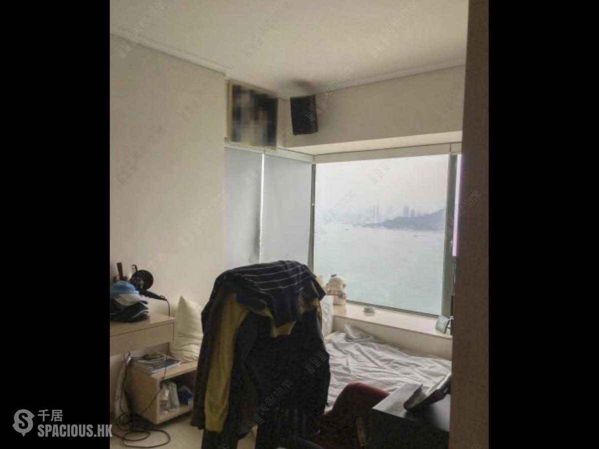 Siu Sai Wan - Island Resort Block 9 01