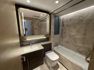 Wong Chuk Hang - The Southside Phase 2 La Marina Tower 2A 02