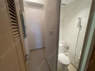Wong Chuk Hang - The Southside Phase 2 La Marina Tower 2A 04
