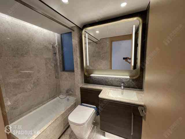 Wong Chuk Hang - The Southside Phase 2 La Marina Tower 2A 05