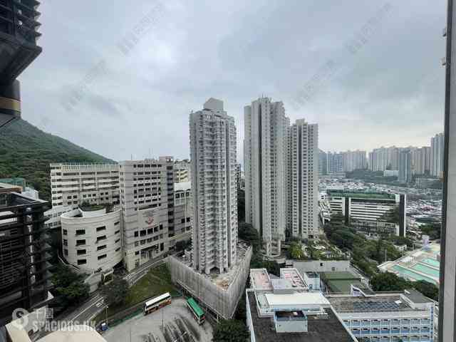 Wong Chuk Hang - The Southside Phase 2 La Marina Tower 2A 06