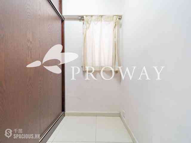 Ap Lei Chau - South Horizons Phase 3 Mei Chun Court (Block 21) 05