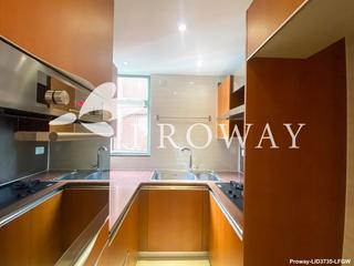 Wan Chai - Royal Court 09