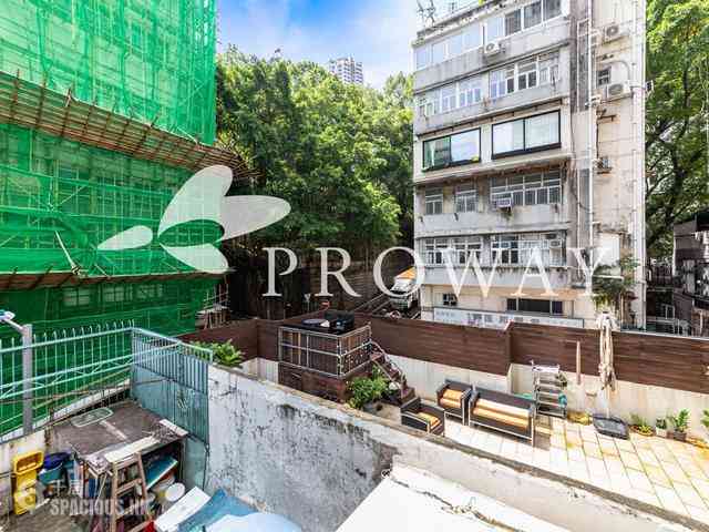 Sai Ying Pun - Tung Cheung Building 02