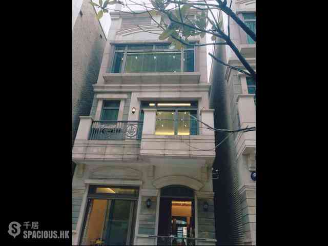 Ho Man Tin - Celestial Heights 01