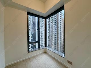 Sai Ying Pun - Des Voeux W Residence 04