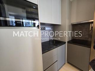 Sai Ying Pun - Des Voeux W Residence 05