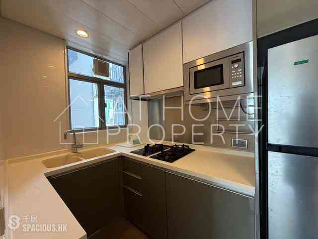 Sai Ying Pun - Island Crest 07