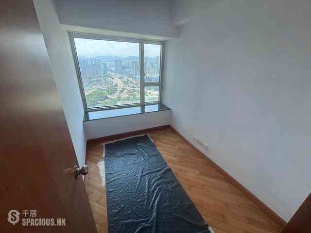 West Kowloon - Sorrento 05