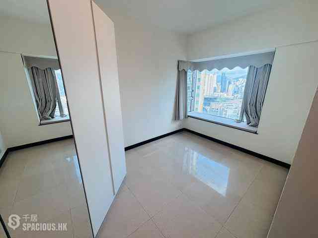 West Kowloon - Sorrento 07