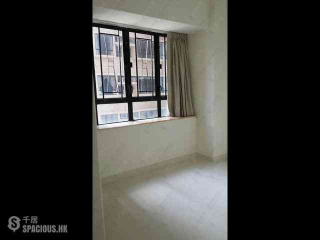 Mid Levels Central - Robinson Heights Block 3 08