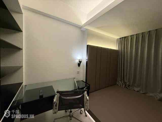 Causeway Bay - Paterson Building Block D 09