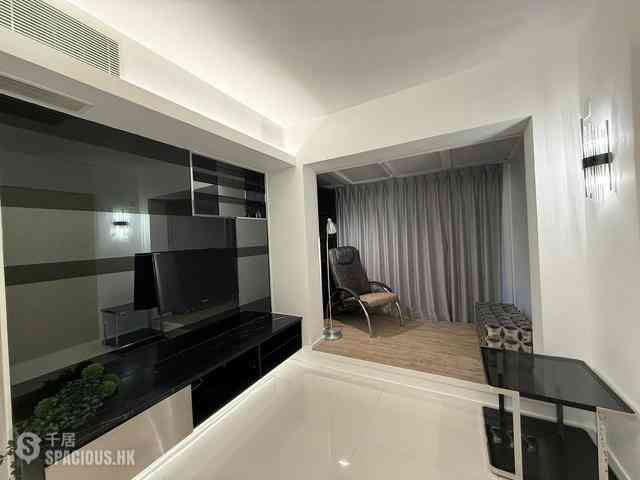 Causeway Bay - Paterson Building Block D 13