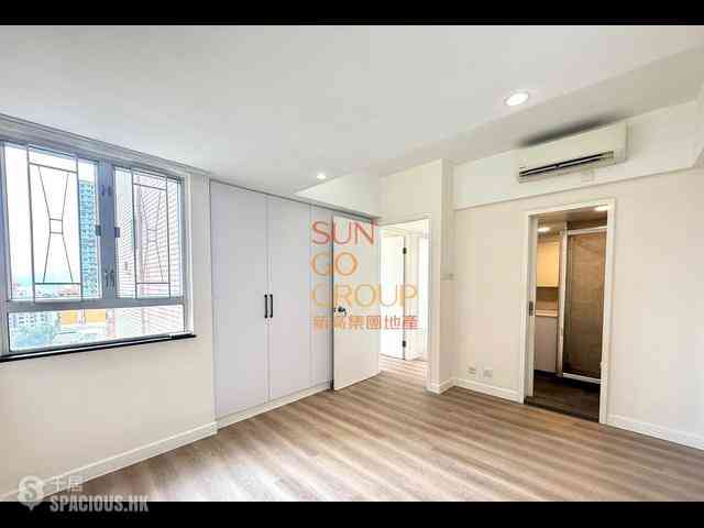 Mid Levels West - Realty Gardens 05
