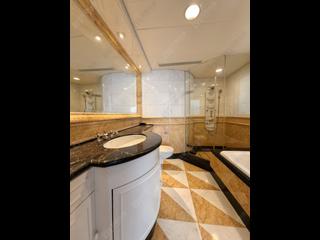 The Peak - 56 Plantation Road 14
