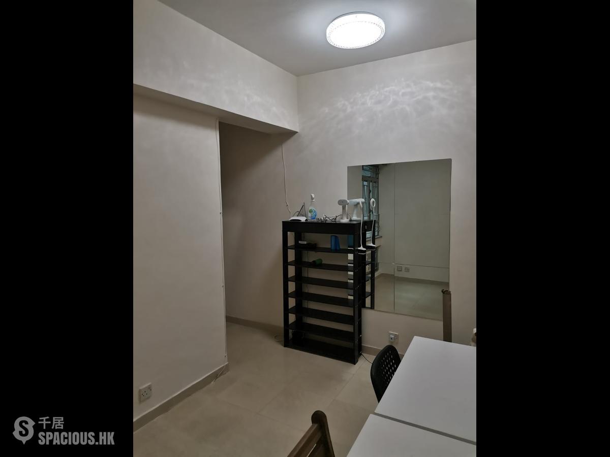 Shek Tong Tsui - Jadeview Court 01
