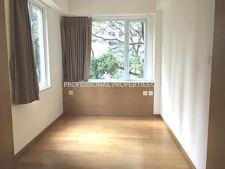 Soho - Kwan Fat Building (House) 04
