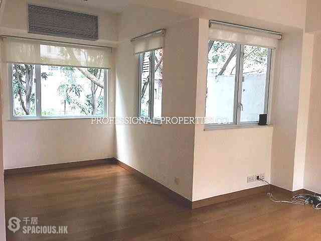 Soho - Kwan Fat Building (House) 05