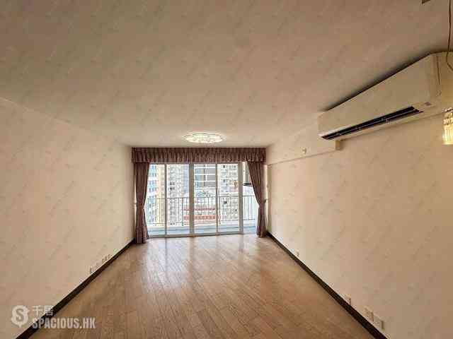 Wan Chai - Phoenix Court 01