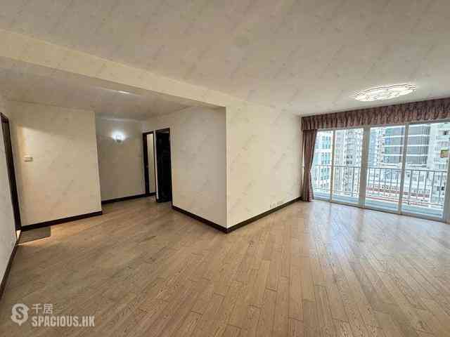 Wan Chai - Phoenix Court 02