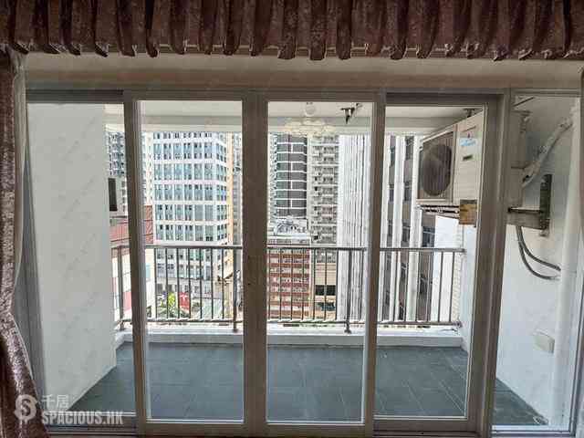 Wan Chai - Phoenix Court 04